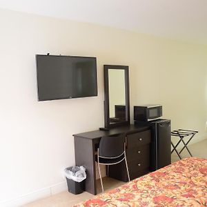 Camera con letto king size